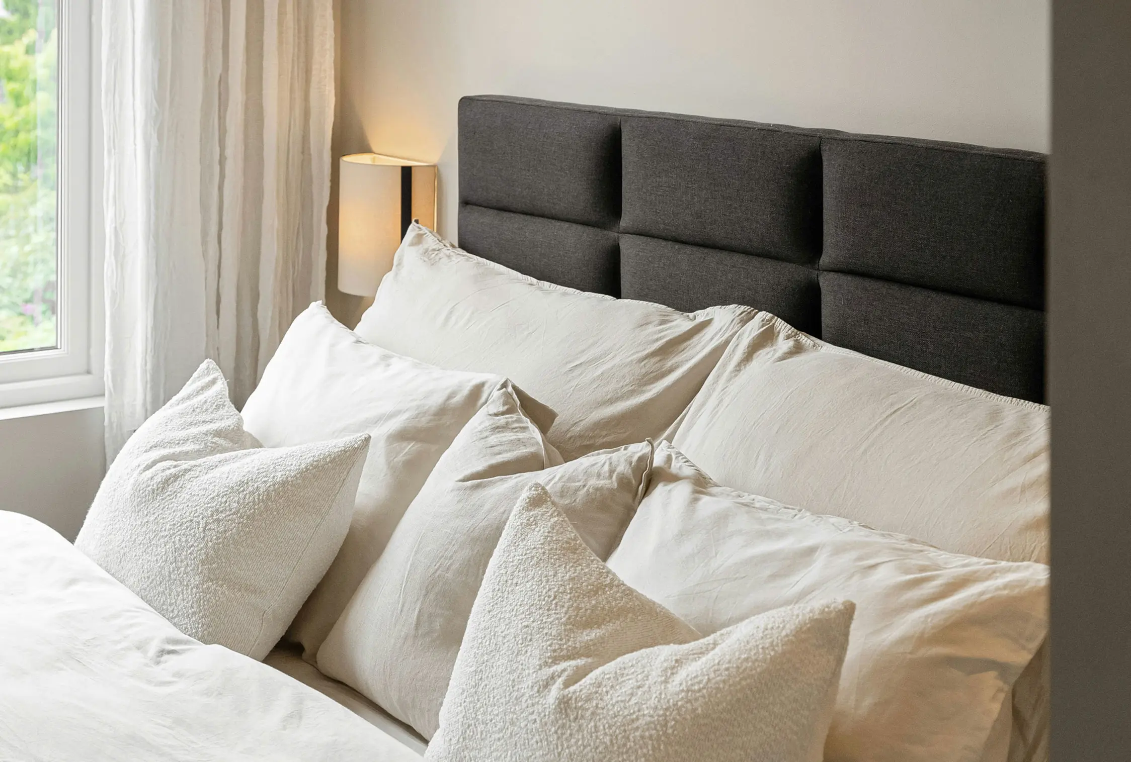 lisa anna 7vZbw5I vgA unsplash - GoodView